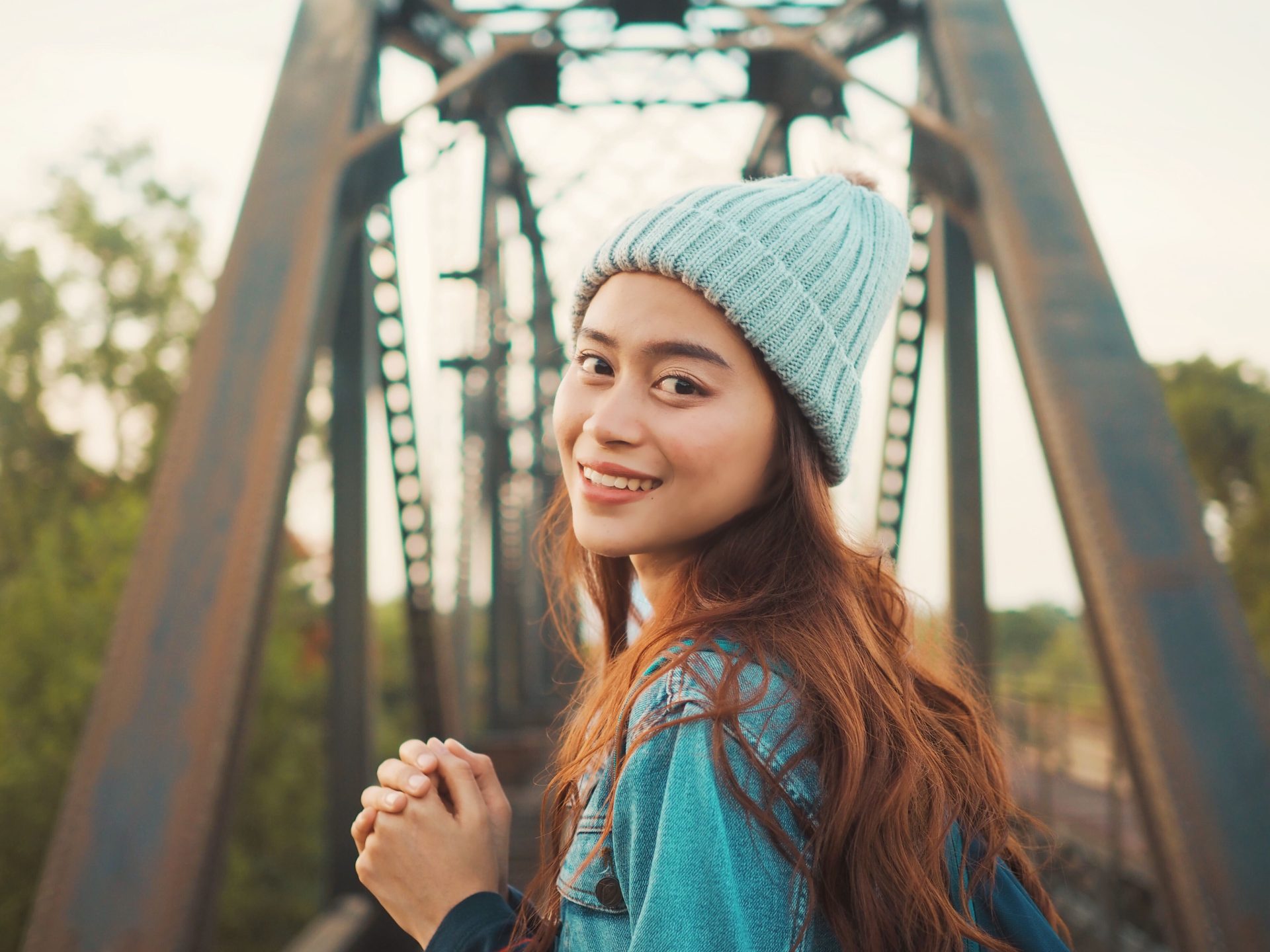 Portrait smiling young woman.